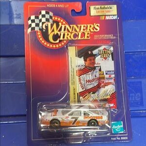 Alan Kulwicki Lifetime Series Die-Cast Car - White